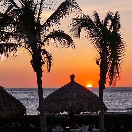 Samaria Club: Beachfront Apartment with Private Beach Access Santa Marta  Exterior photo