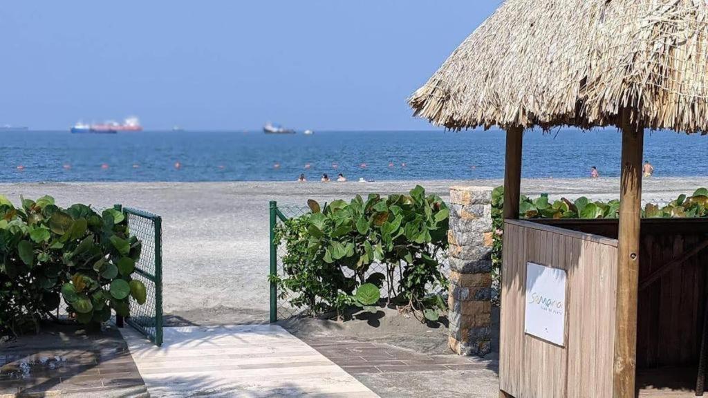 Samaria Club: Beachfront Apartment with Private Beach Access Santa Marta  Exterior photo