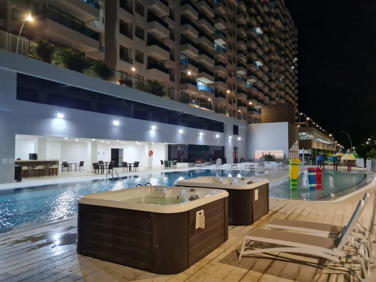 Samaria Club: Beachfront Apartment with Private Beach Access Santa Marta  Exterior photo